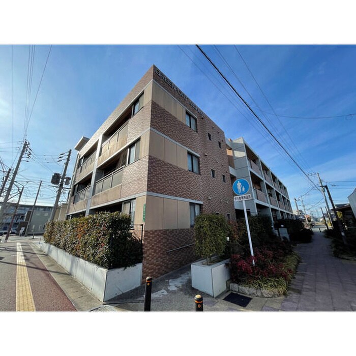 物件外観写真4　(外観写真)