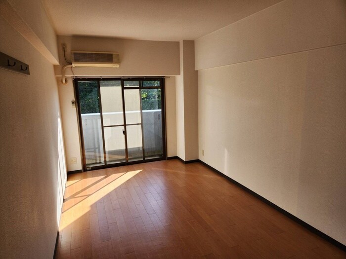 物件内観写真12　(居室)