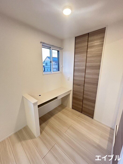 物件内観写真18　(居室)