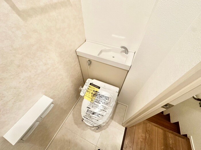 物件内観写真9　(トイレ)