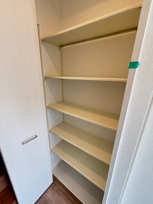 物件内観写真12　(靴箱)