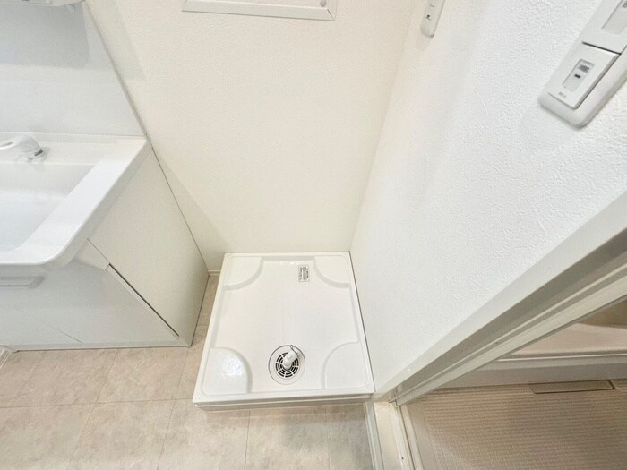 物件内観写真14　(洗濯機置場)