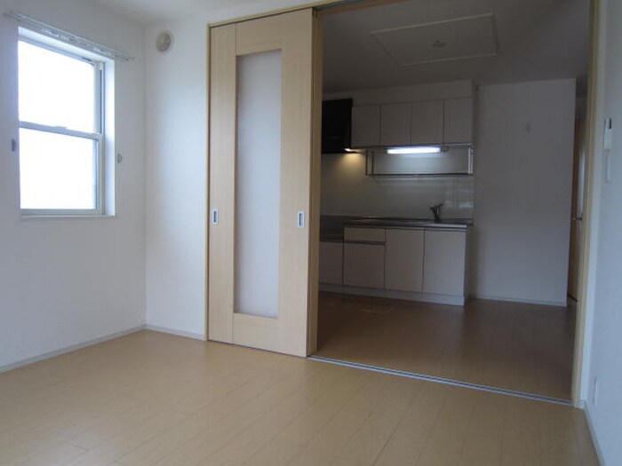 物件内観写真7　(居室)