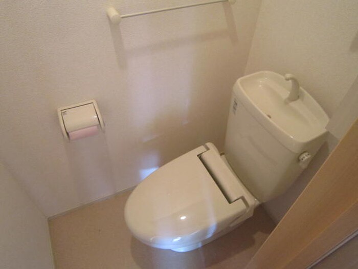 物件内観写真12　(トイレ)