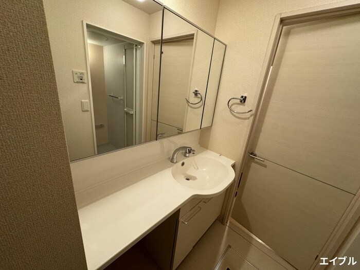 物件内観写真9　(洗面)