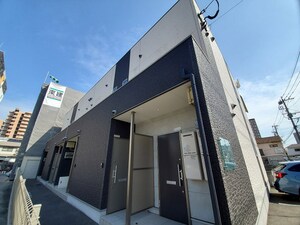 ロデスマン香春口外観写真
