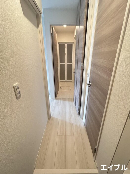物件内観写真20　(廊下)