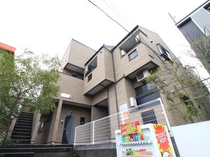 ポ－ラス外観写真