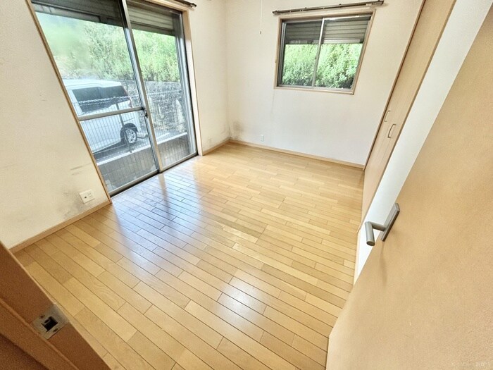 物件内観写真19　(居室)