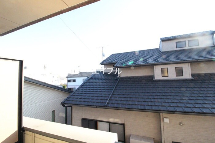 物件内観写真15　(室内からの展望)