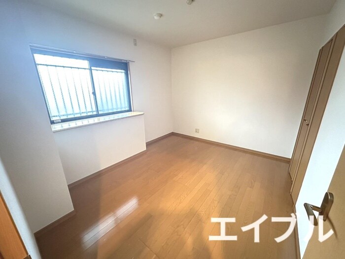 物件内観写真8　(居室)