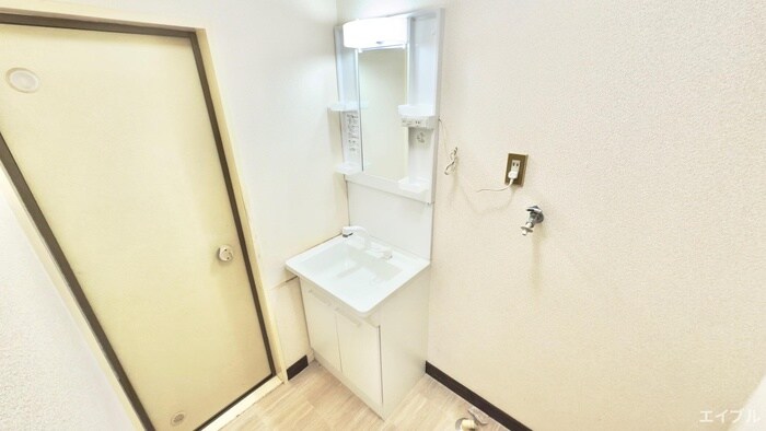 物件内観写真8　(洗面)