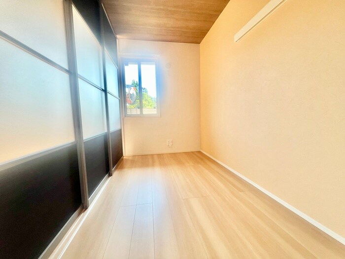 物件内観写真6　(居室)