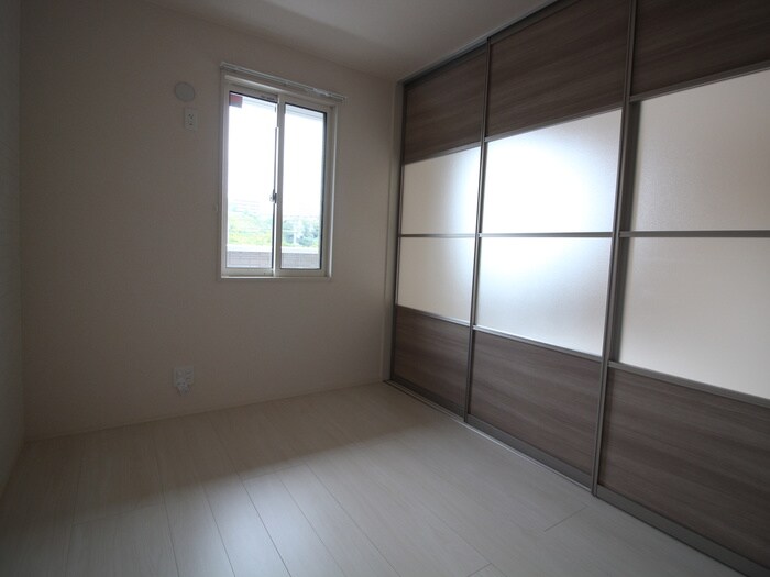 物件内観写真6　(居室)