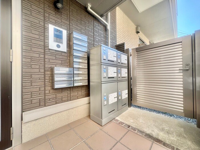 物件外観写真3　(建物設備)