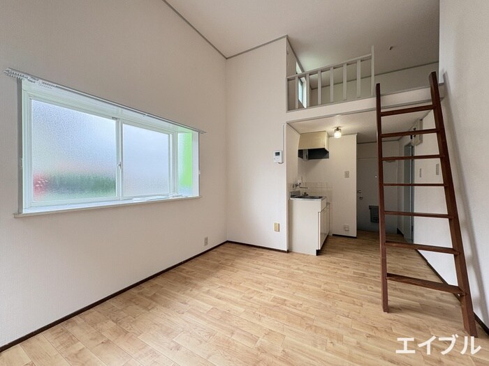 物件内観写真8　(居室)