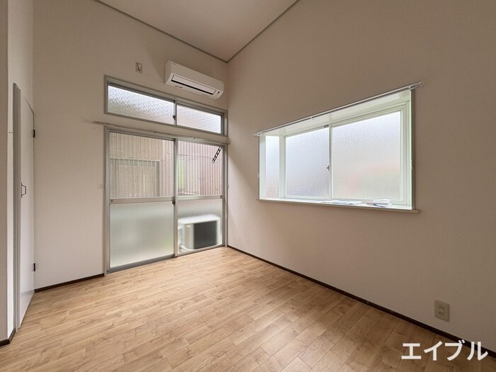 物件内観写真10　(居室)