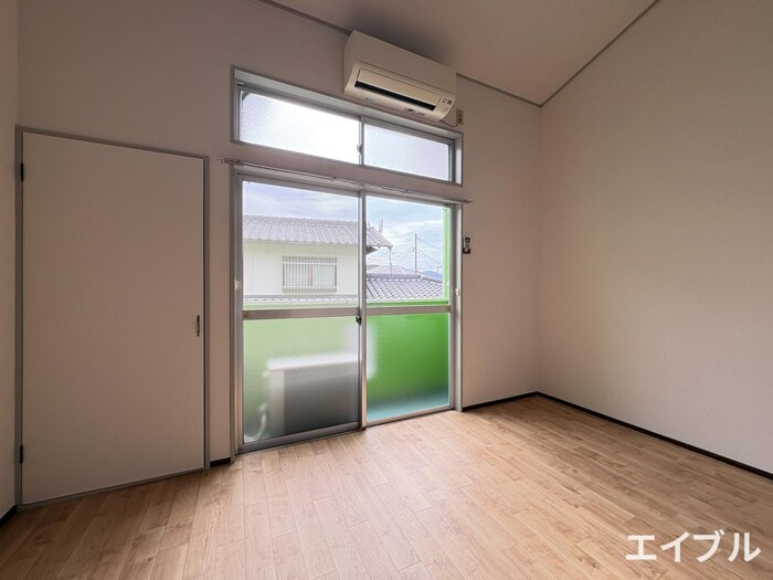 物件内観写真10　(居室)