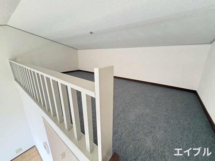物件内観写真11　(ロフト)