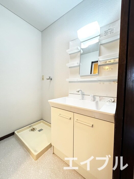 物件内観写真8　(洗面)