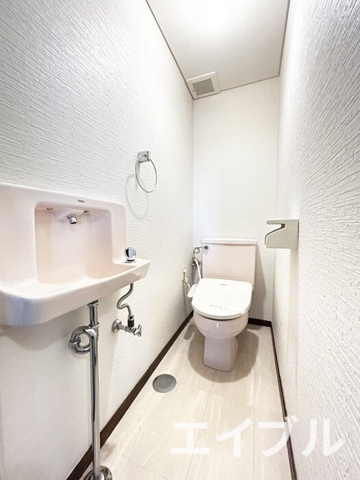 物件内観写真11　(トイレ)