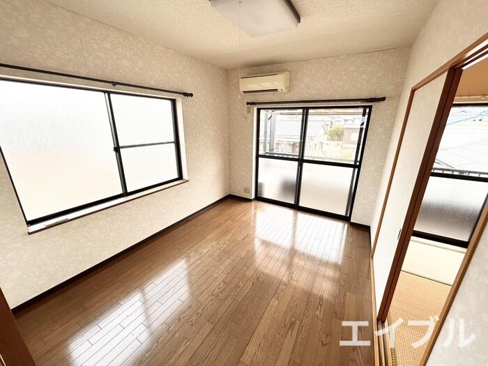 物件内観写真15　(居室)