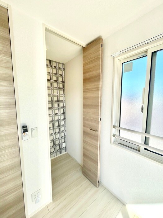 物件内観写真13　(収納)