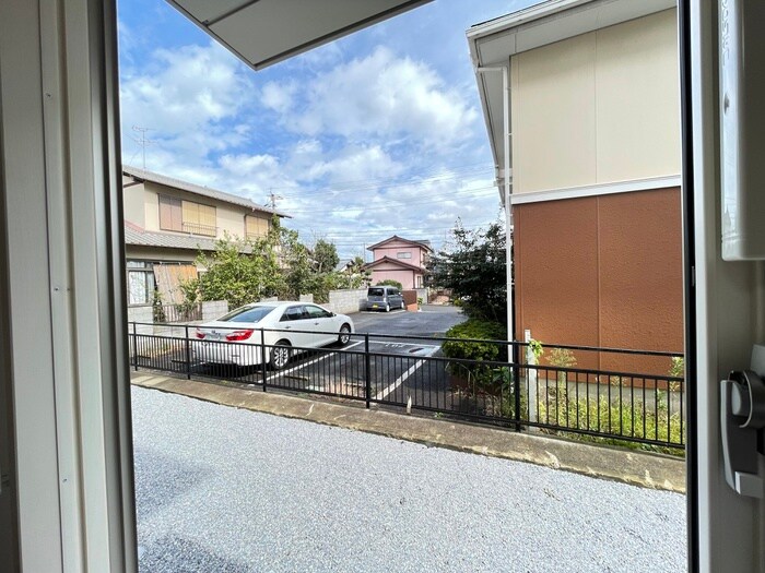 物件内観写真14　(室内からの展望)