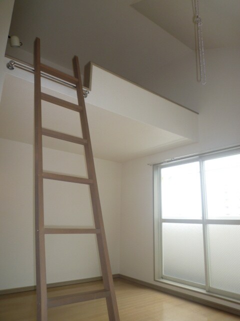 物件内観写真13　(居室)