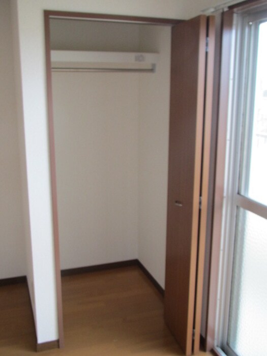 物件内観写真10　(収納)