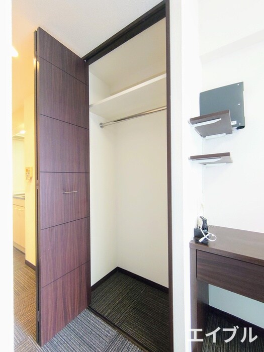 物件内観写真12　(収納)