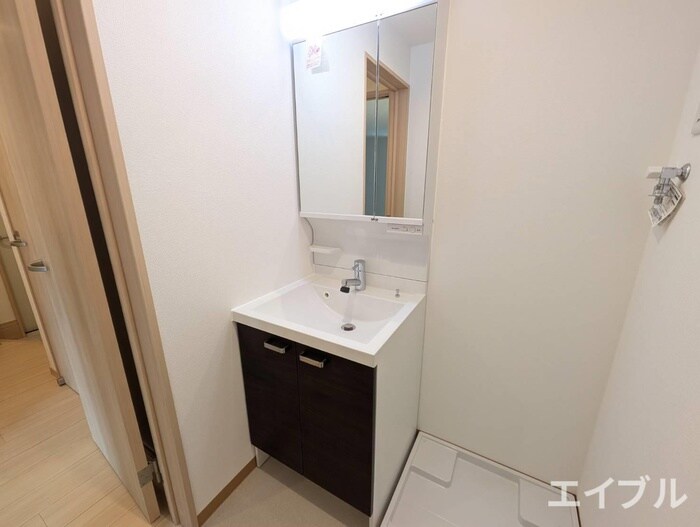 物件内観写真11　(洗面)