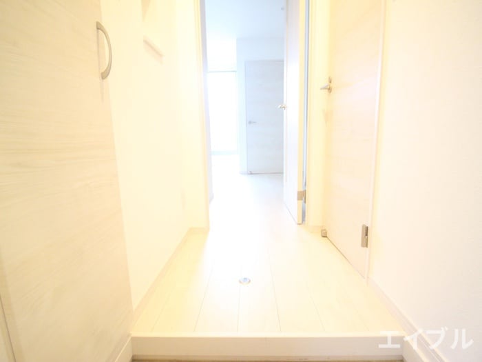 物件内観写真13　(廊下)