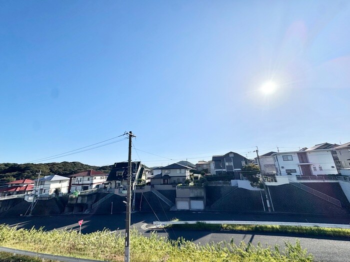 物件内観写真13　(室内からの展望)