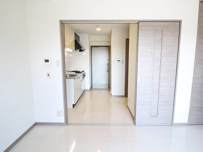 物件内観写真9　(居室)