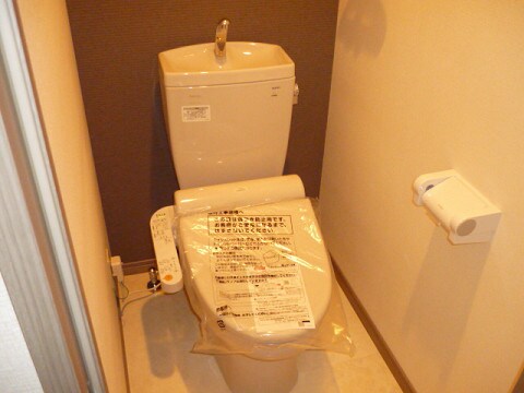 物件内観写真14　(トイレ)