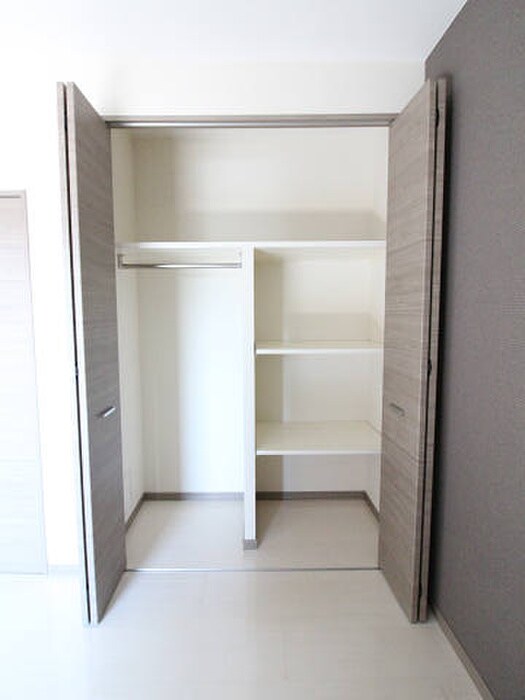 物件内観写真15　(収納)