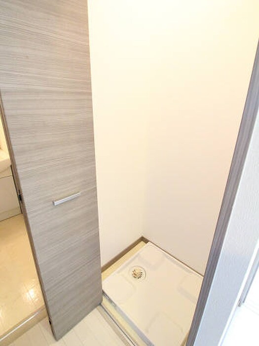 物件内観写真21　(洗濯機置場)