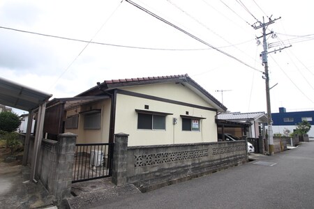 西泉４丁目貸家外観写真