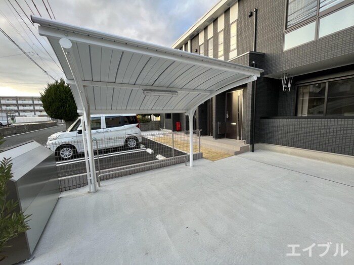 物件外観写真4　(駐輪場)