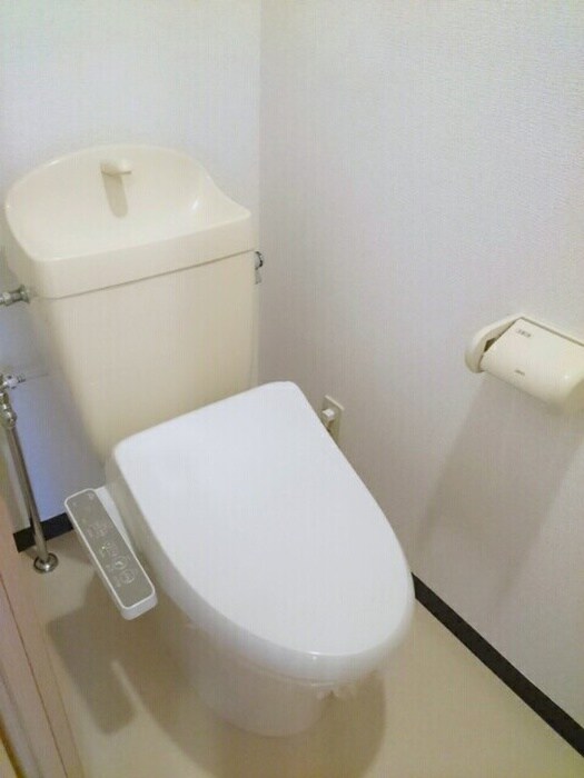 物件内観写真11　(トイレ)