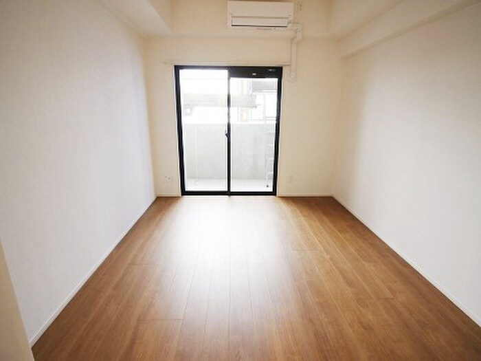 物件内観写真4　(居室)