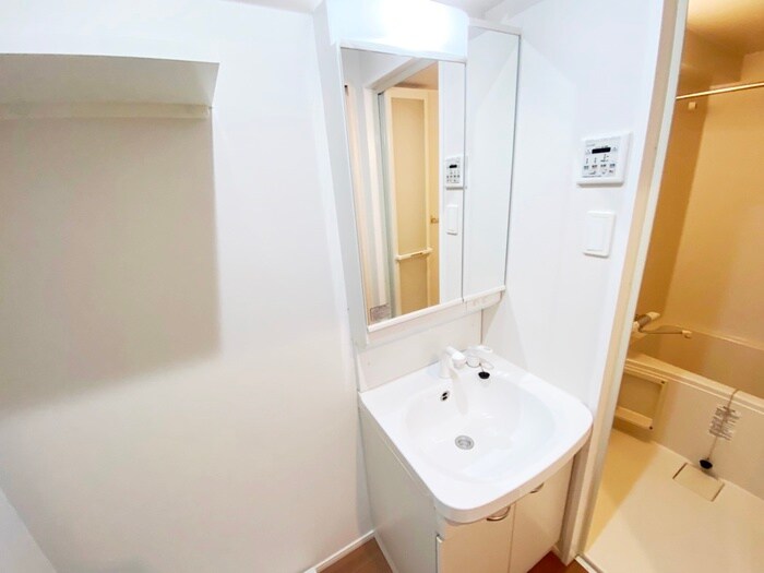 物件内観写真10　(洗面)