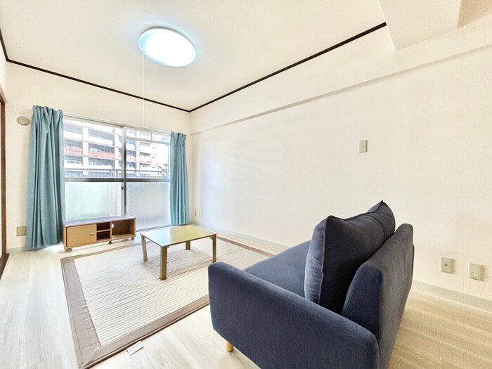 物件内観写真6　(居室)