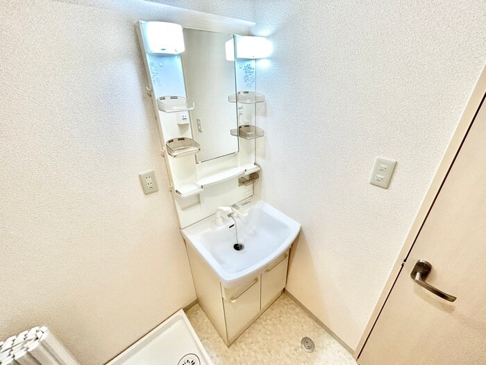 物件内観写真9　(洗面)