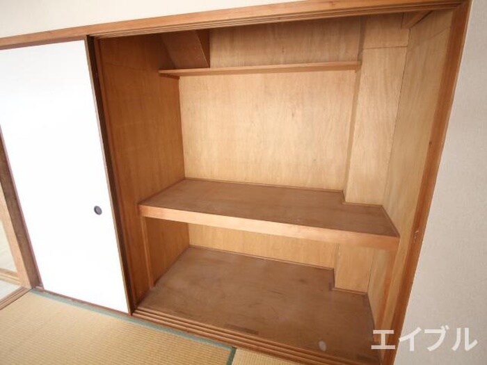 物件内観写真13　(収納)