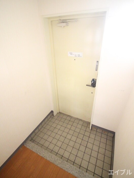 物件内観写真19　(玄関)