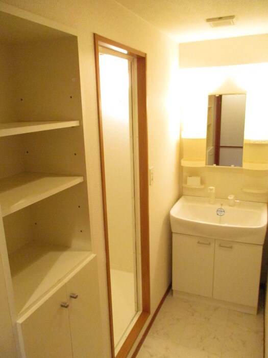 物件内観写真10　(洗面)