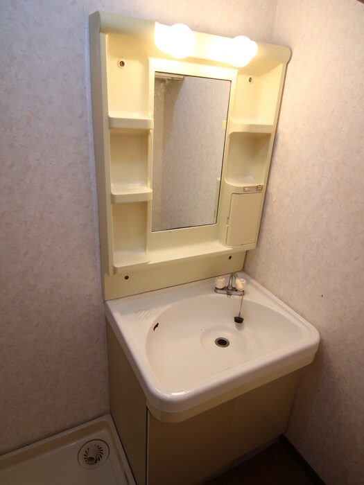 物件内観写真8　(洗面)