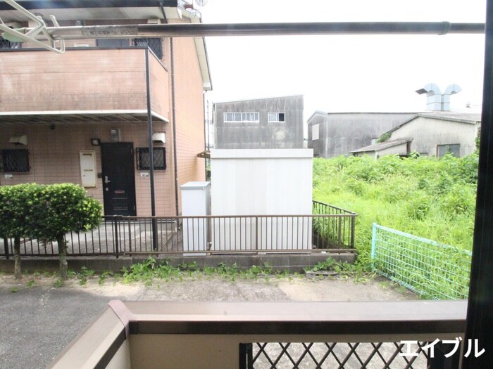 物件内観写真14　(室内からの展望)